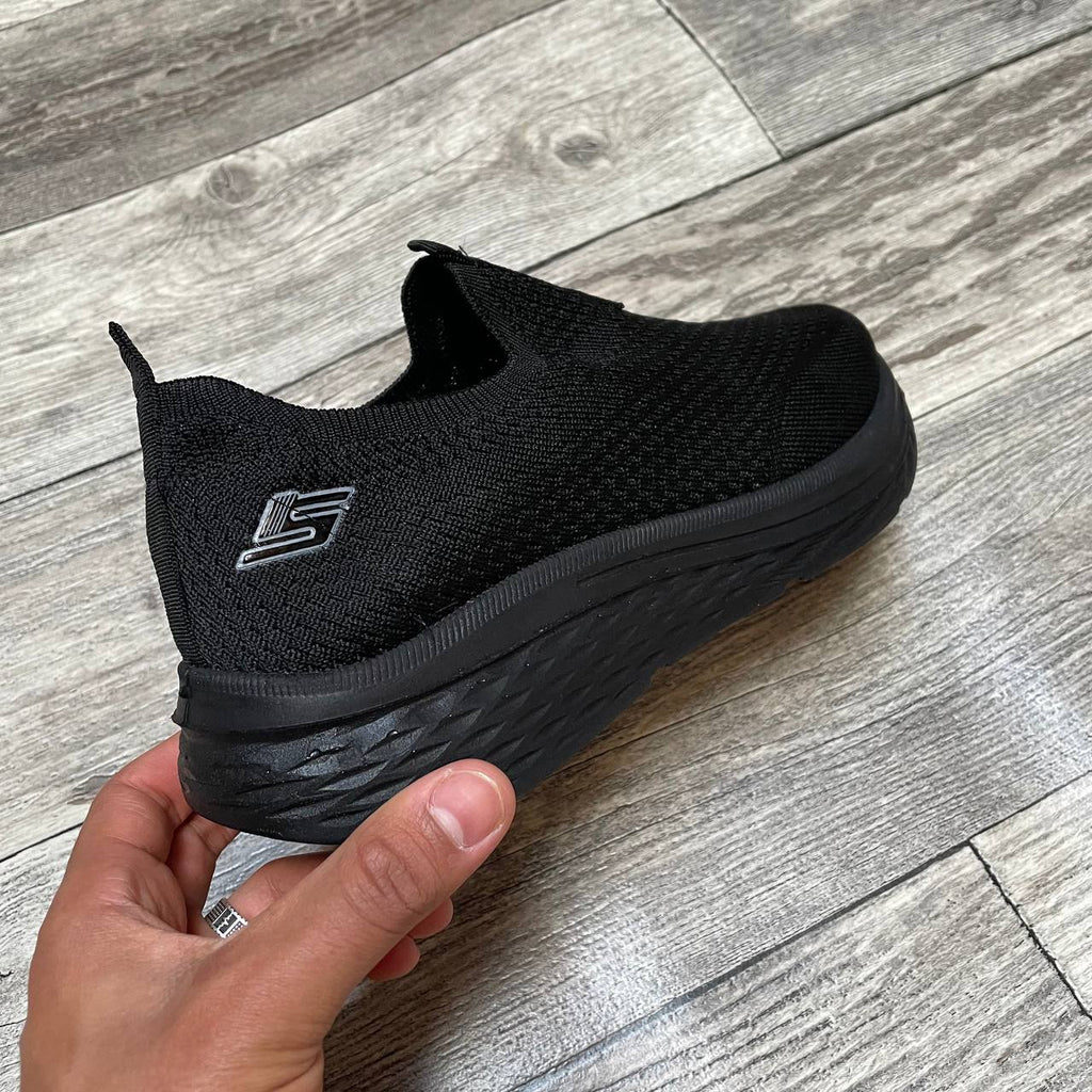 SKECHERS GOMOVING 😍