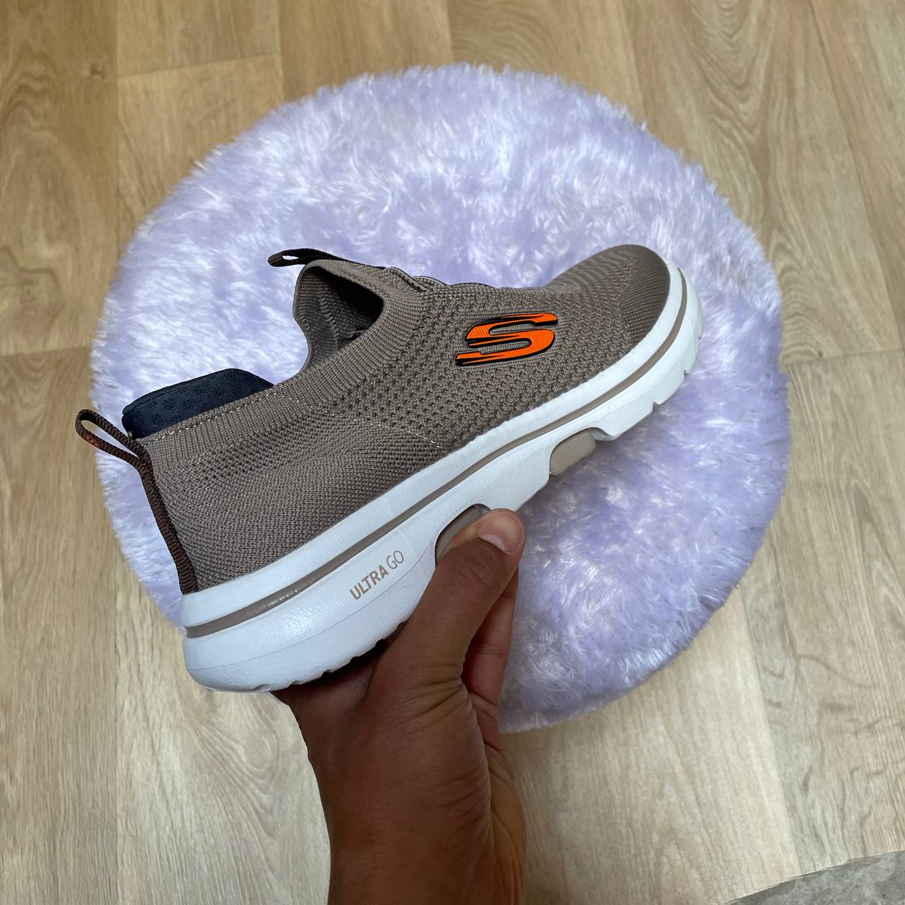 SKECHERS 😍