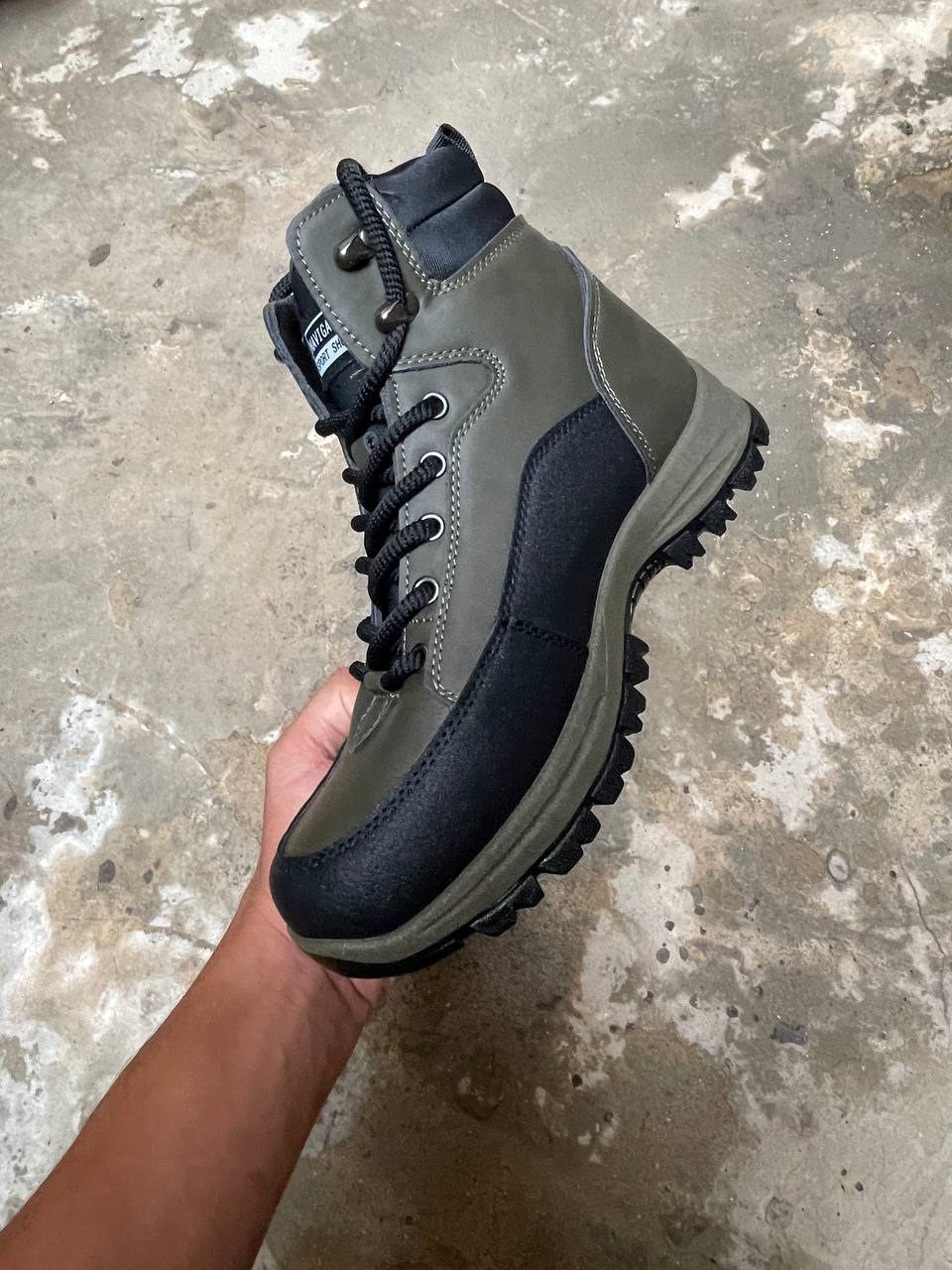 BOOTS NAVIGATOR ❄️