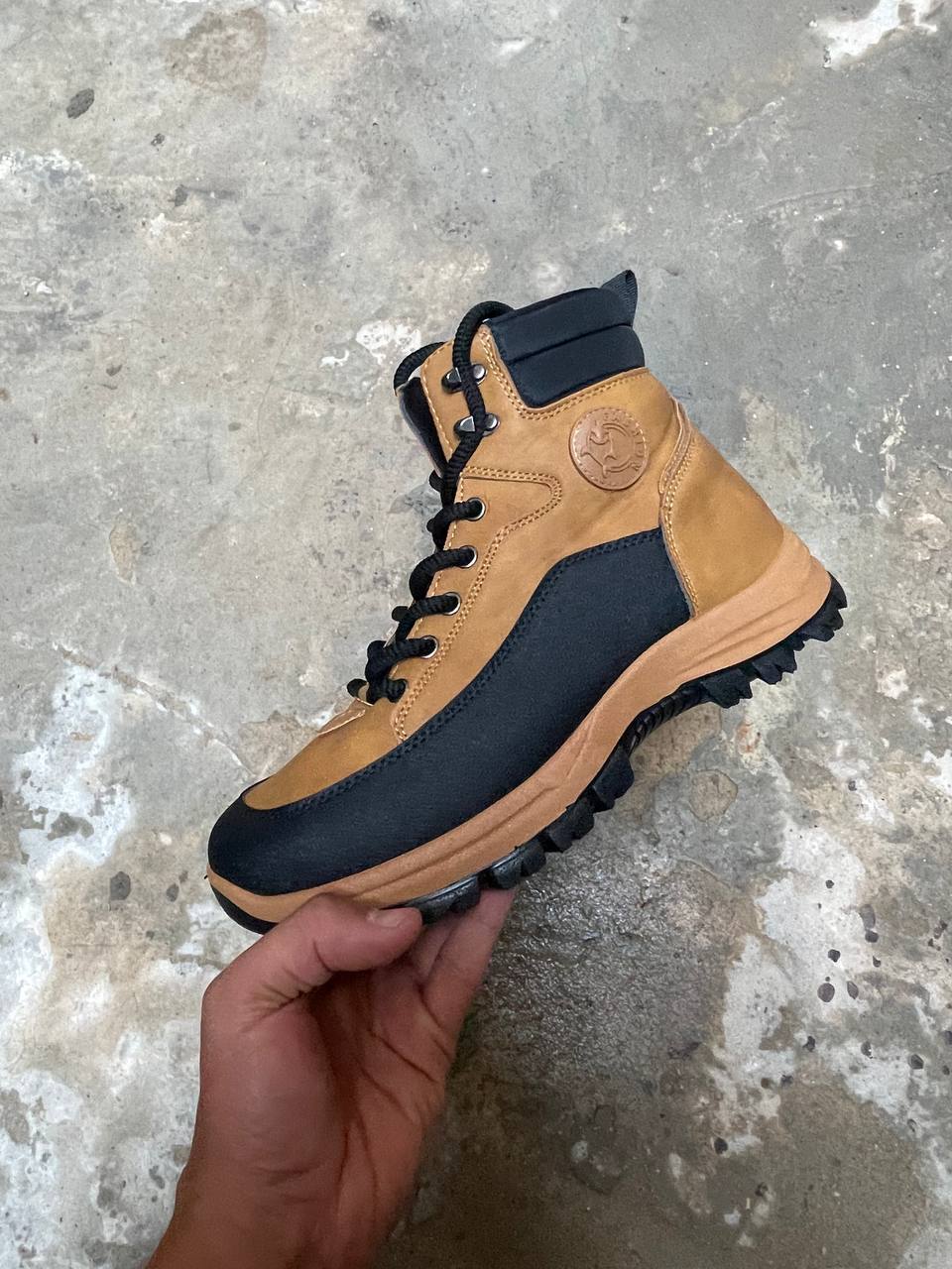 BOOTS NAVIGATOR ❄️