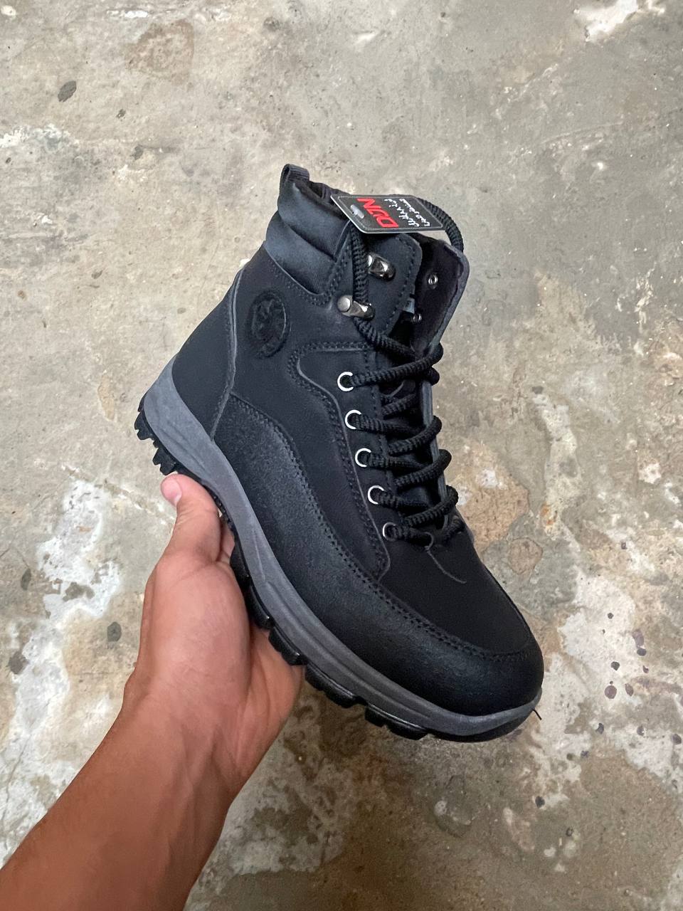 BOOTS NAVIGATOR ❄️