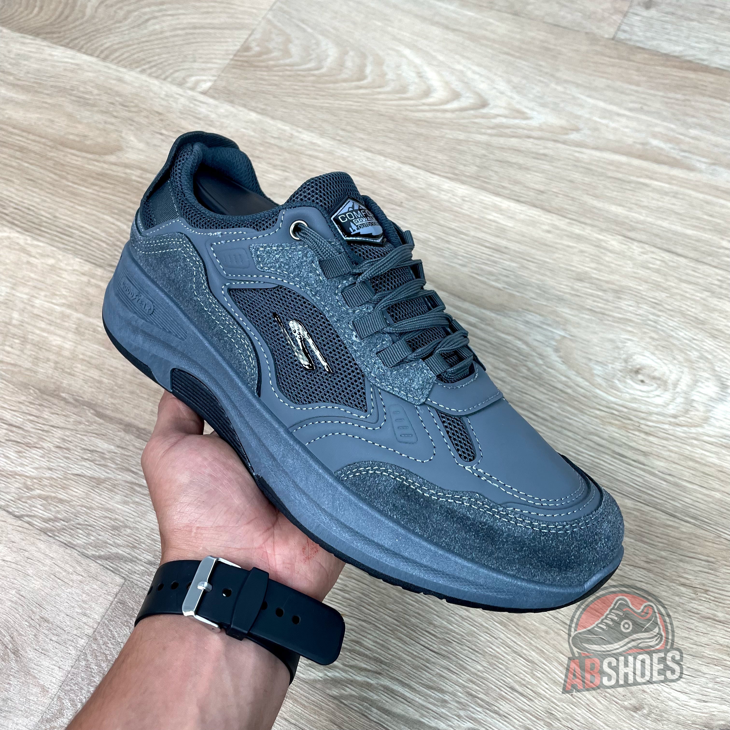 Skeachers GowaLk 😍