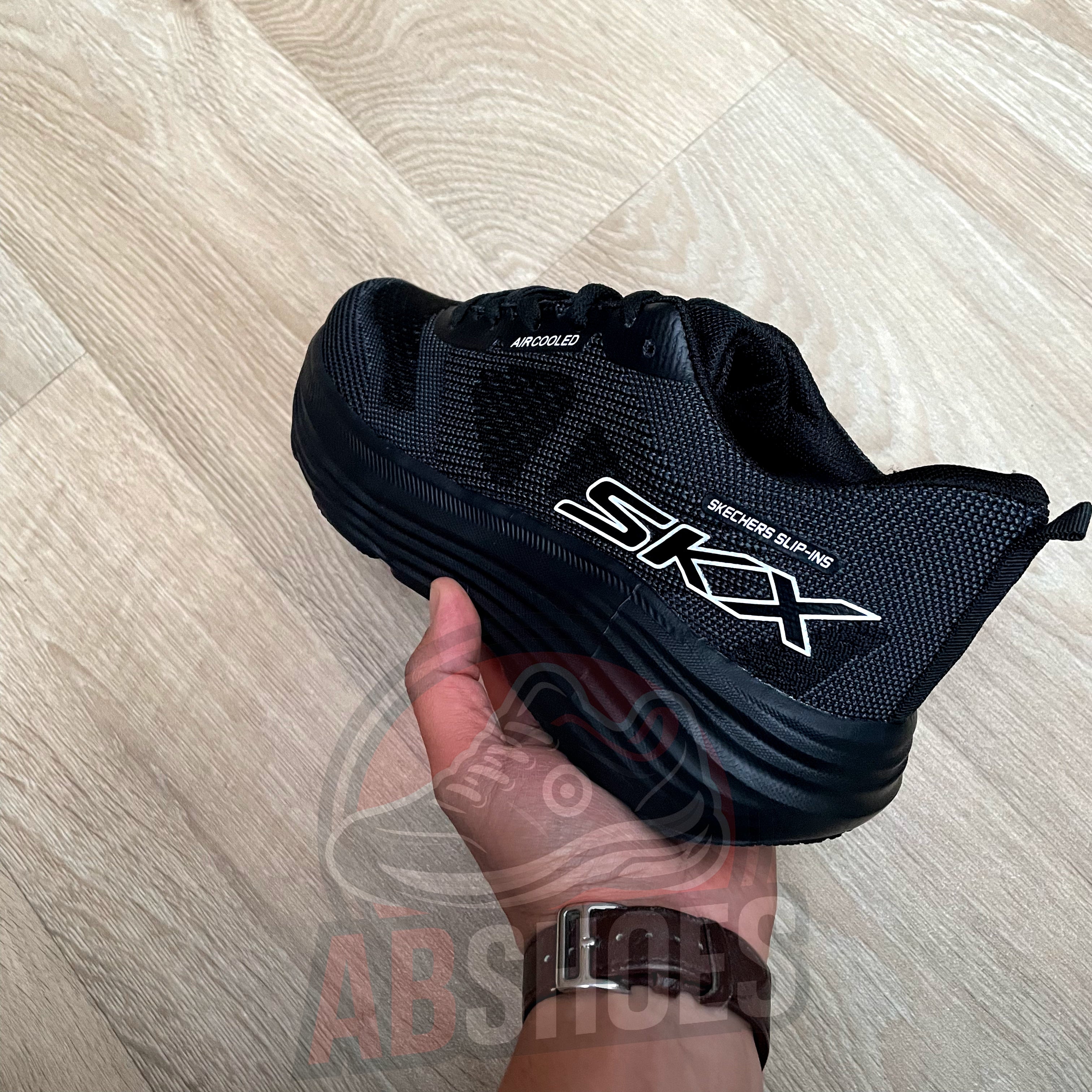 SKEACHERS GORUN 😍