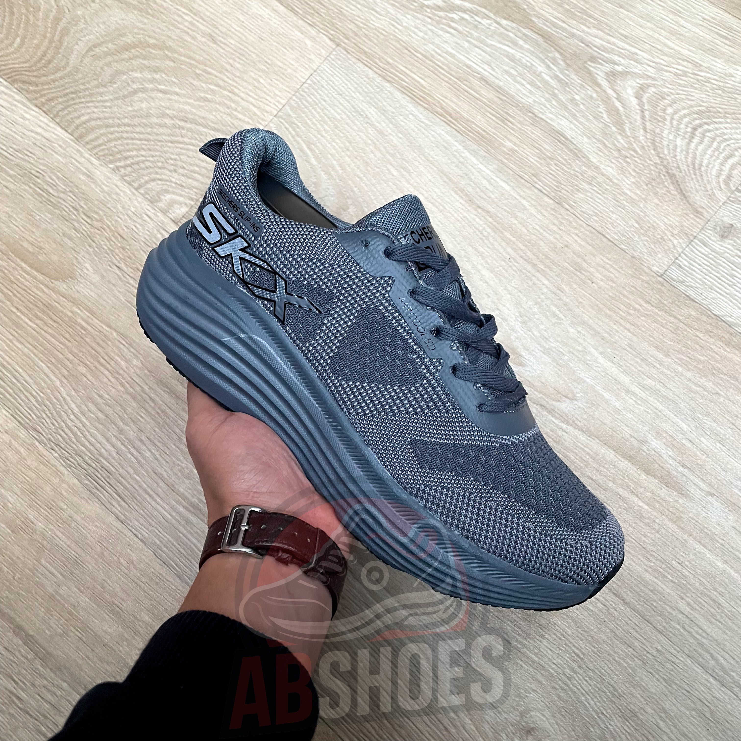 SKEACHERS GORUN 😍