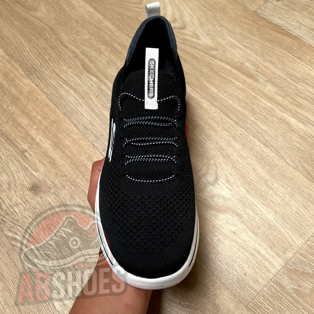 SKECHERS 😍
